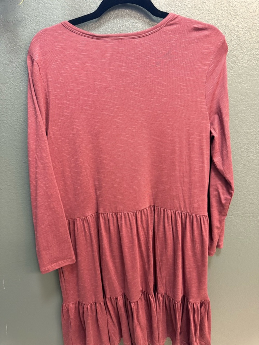 Toad&Co Dusty Rose V-Neck Tiered Long Sleeve Tunic - Picture 2 of 4